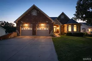 9850 W Vista Dr, Hillsboro, MO 63050 - Photo 1