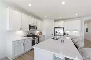 221 Kerry Downs Dr, Dardenne Prairie, MO 63368 - Photo 11