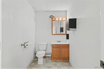 1909 N Service Road E, Saint Clair, MO 63077 - Photo 31