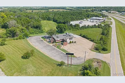 1909 N Service Road E, Saint Clair, MO 63077 - Photo 41