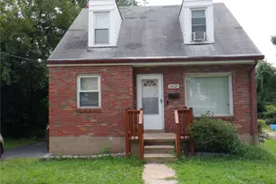 2425 Petrova Ave, Jennings, MO 63136 - Photo 3