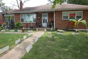 2425 Petrova Ave, Jennings, MO 63136 - Photo 5