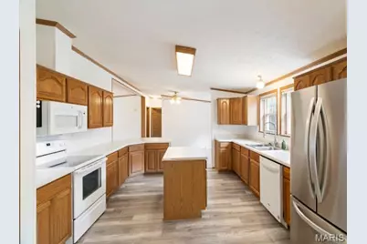 9182 Sunset Drive, Bloomsdale, MO 63627 - Photo 7