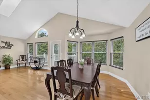1067 Autumn Oaks Dr, Imperial, MO 63052 - Photo 3