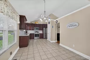 1067 Autumn Oaks Dr, Imperial, MO 63052 - Photo 17