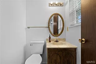 6018 Gatling Dr, Oakville, MO 63129 - Photo 23