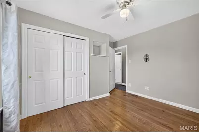 262 W Skyline Drive, Ballwin, MO 63011 - Photo 7