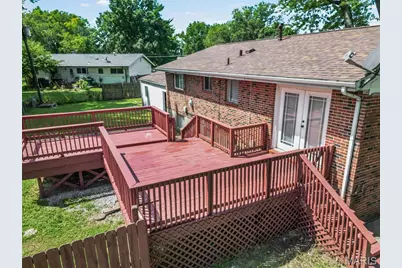 1460 Fox Run Drive, Florissant, MO 63033 - Photo 9