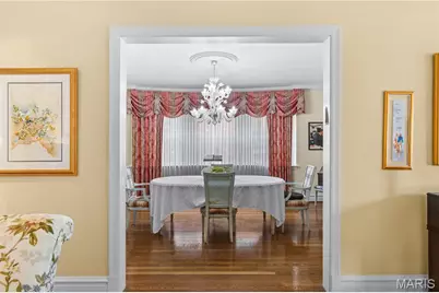 8015 Delmar Boulevard, University City, MO 63130 - Photo 9