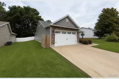 304 Kinley Drive, Farmington, MO 63640 - Photo 9