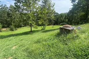354 Red Fox Dr, Bourbon, MO 65441 - Photo 3