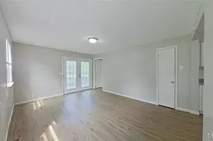 1057 Gabriel Dr, Ferguson, MO 63137 - Photo 3