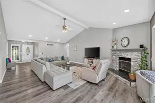 6 Potomac Ct, Saint Charles, MO 63303 - Photo 3