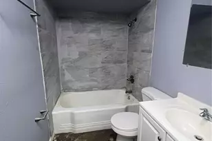 10206 Prince Dr, Saint Louis, MO 63136 - Photo 5