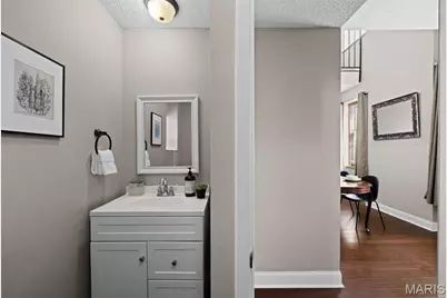 4066 Phillips Avenue, Saint Louis, MO 63116 - Photo 13