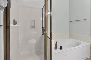 2546 Willow Knoll Dr, Saint Louis, MO 63129 - Photo 23