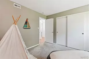 12806 Portulaca Dr, Saint Louis, MO 63146 - Photo 13