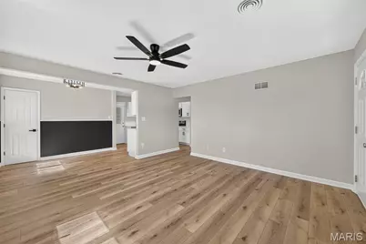 2701 Sibley Street, Saint Charles, MO 63301 - Photo 9