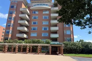 800 S Hanley Rd, Clayton, MO 63105 - Photo 1