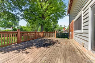 689 Henry Ave, Ballwin, MO 63011 - Photo 27