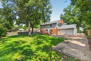 689 Henry Ave, Ballwin, MO 63011 - Photo 29