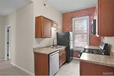 3425 Illinois Avenue, Saint Louis, MO 63118 - Photo 9