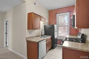 3425 Illinois Ave, Saint Louis, MO 63118 - Photo 9