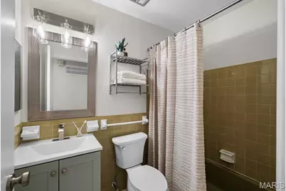 2528 Westrick Drive, Saint Louis, MO 63043 - Photo 25