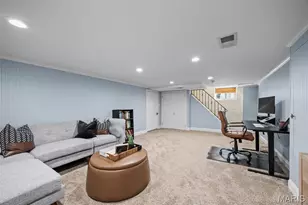7307 Northmoor Dr, University City, MO 63105 - Photo 19
