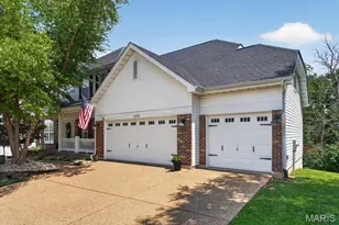 1028 Stone Spring Ct, Eureka, MO 63025 - Photo 3