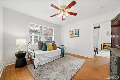 6437 Pernod Avenue, Saint Louis, MO 63139 - Photo 19