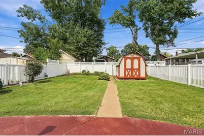 6437 Pernod Avenue, Saint Louis, MO 63139 - Photo 25