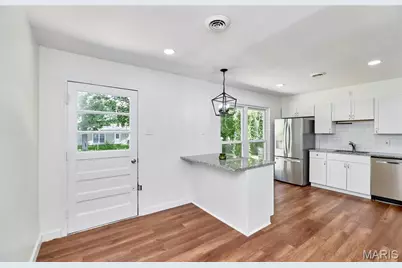 9527 Margo Ann Lane, Saint Louis, MO 63134 - Photo 11