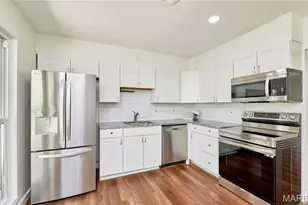 9527 Margo Ann Ln, Saint Louis, MO 63134 - Photo 13