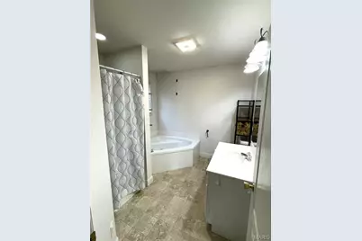 494 Grandview Oaks Drive, Union, MO 63084 - Photo 11
