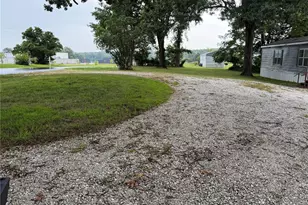 165 Schaper Rd, Foristell, MO 63348 - Photo 19