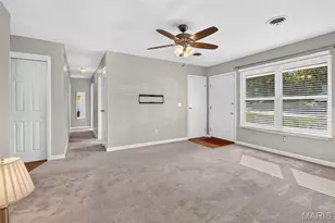 2 Lone Elk Ln, Saint Peters, MO 63376 - Photo 3