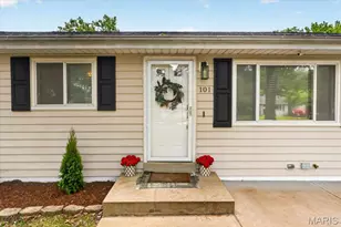 101 E Donaldson Dr, Saint Louis, MO 63129 - Photo 3