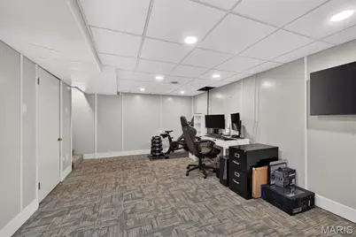 101 E Donaldson Drive, Saint Louis, MO 63129 - Photo 27