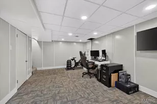 101 E Donaldson Dr, Saint Louis, MO 63129 - Photo 27