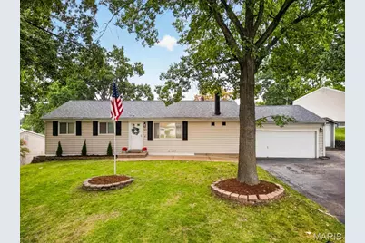 101 E Donaldson Drive, Saint Louis, MO 63129 - Photo 1