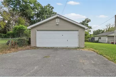 7118 Lindenwood Place, Saint Louis, MO 63109 - Photo 23