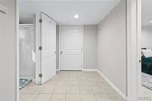 7118 Lindenwood Pl, Saint Louis, MO 63109 - Photo 19