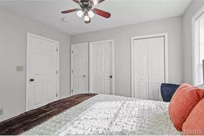 7118 Lindenwood Place, Saint Louis, MO 63109 - Photo 13