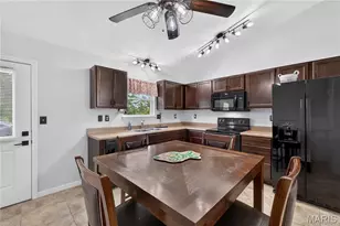 105 Trotters Creek Ln, Wright City, MO 63390 - Photo 9