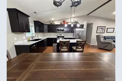 4010 Breckenridge Drive, Hannibal, MO 63401 - Photo 3
