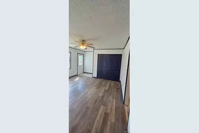 9414 Miriam Avenue, Overland, MO 63114 - Photo 17