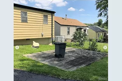 9414 Miriam Avenue, Overland, MO 63114 - Photo 19