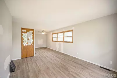 436 Shepley Drive, Saint Louis, MO 63137 - Photo 5