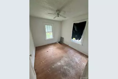 5832 Janet Avenue, Jennings, MO 63136 - Photo 7